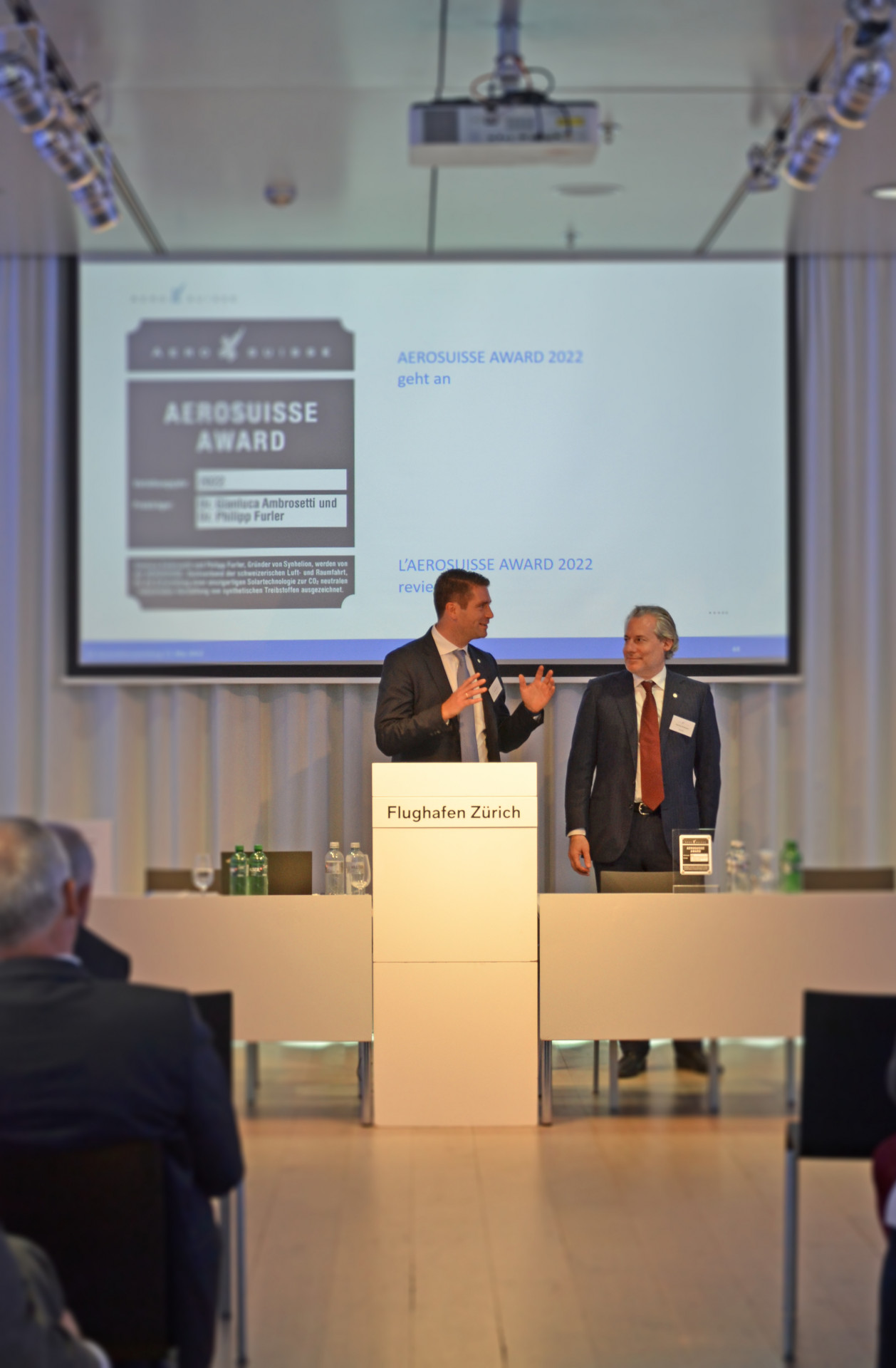 Philipp Furler and Gianluca Ambrosetti (both Synhelion) win Aerosuisse Award 2022